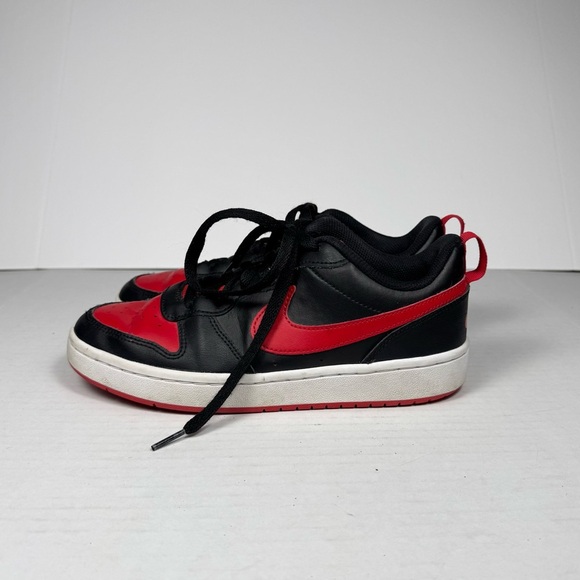 Nike Court Borough Low 2 Black and Red  Size 6.5 Youth or Women Size 8 - Picture 2 of 9